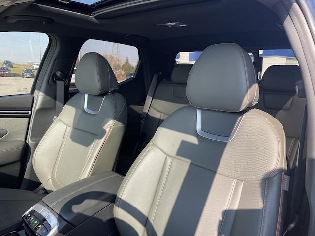 2022
Hyundai
Elantra