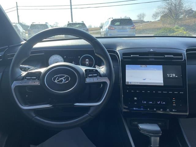 2022
Hyundai
Elantra