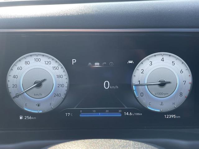 2022
Hyundai
Elantra