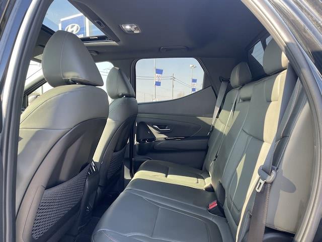 2022
Hyundai
Elantra