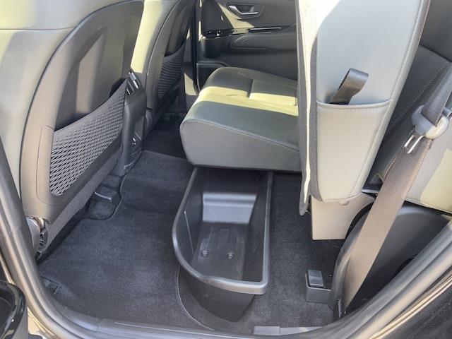 2022
Hyundai
Elantra