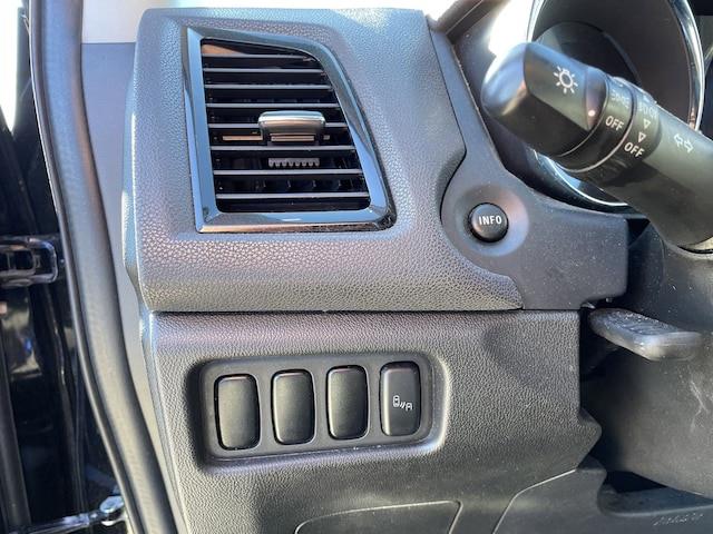 2020
Mitsubishi
RVR