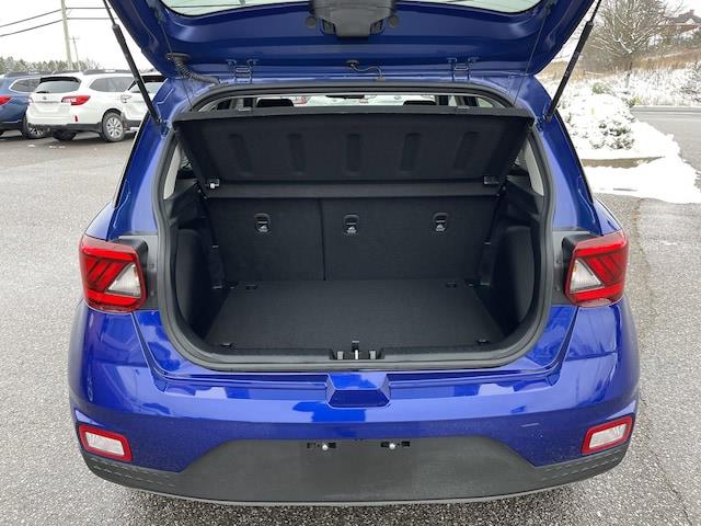 2022
Hyundai
Elantra