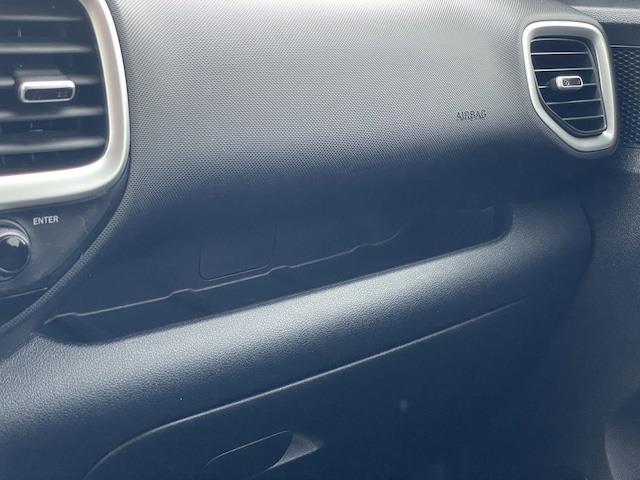 2022
Hyundai
Elantra
