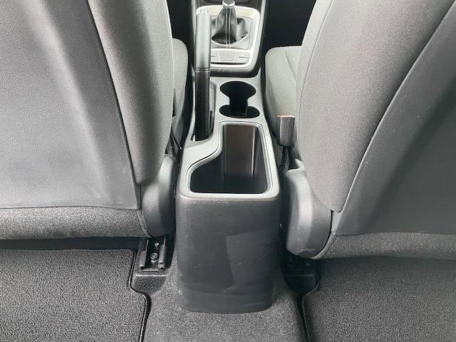 2022
Hyundai
Elantra