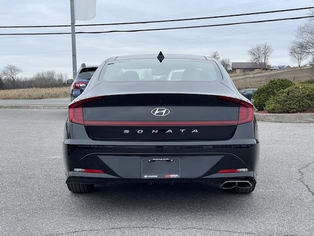 2021
Hyundai
Sonata