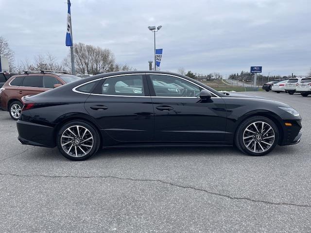 2021
Hyundai
Sonata