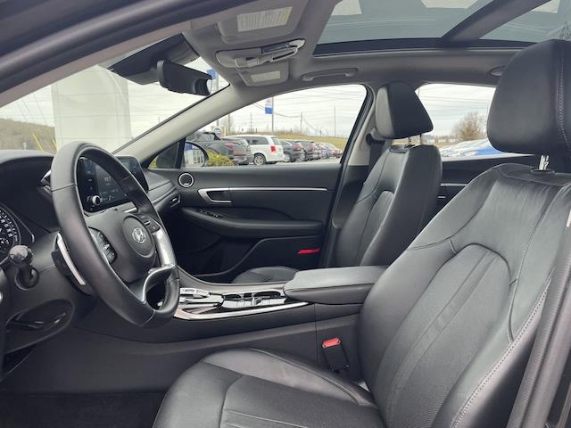 2021
Hyundai
Sonata