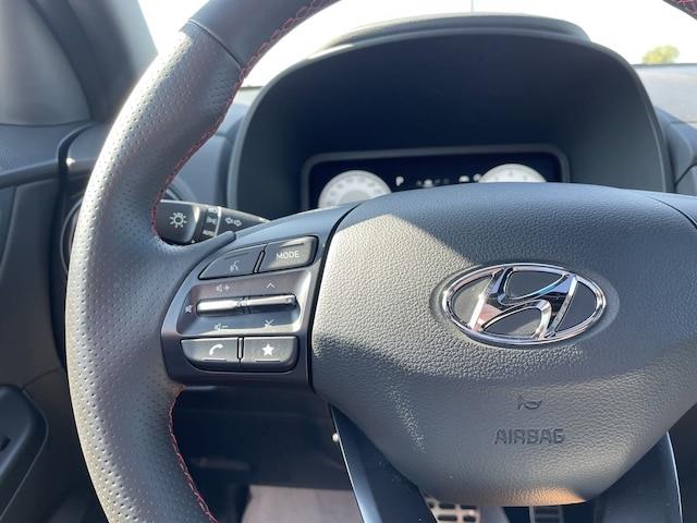 2022
Hyundai
Elantra