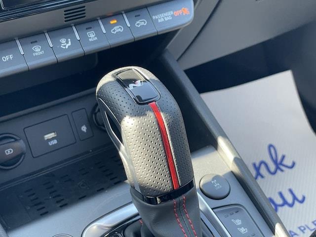 2022
Hyundai
Elantra