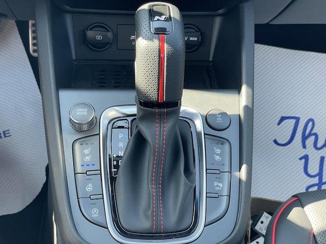 2022
Hyundai
Elantra