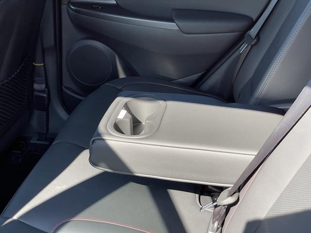 2022
Hyundai
Elantra