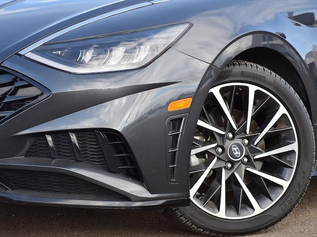 2021
Hyundai
Sonata