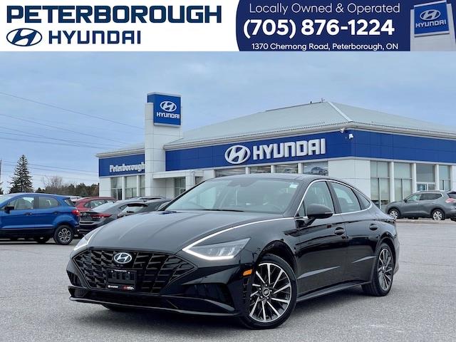 Hyundai Sonata Luxury (Leather, Sunroof, Heated Seats/Steer)